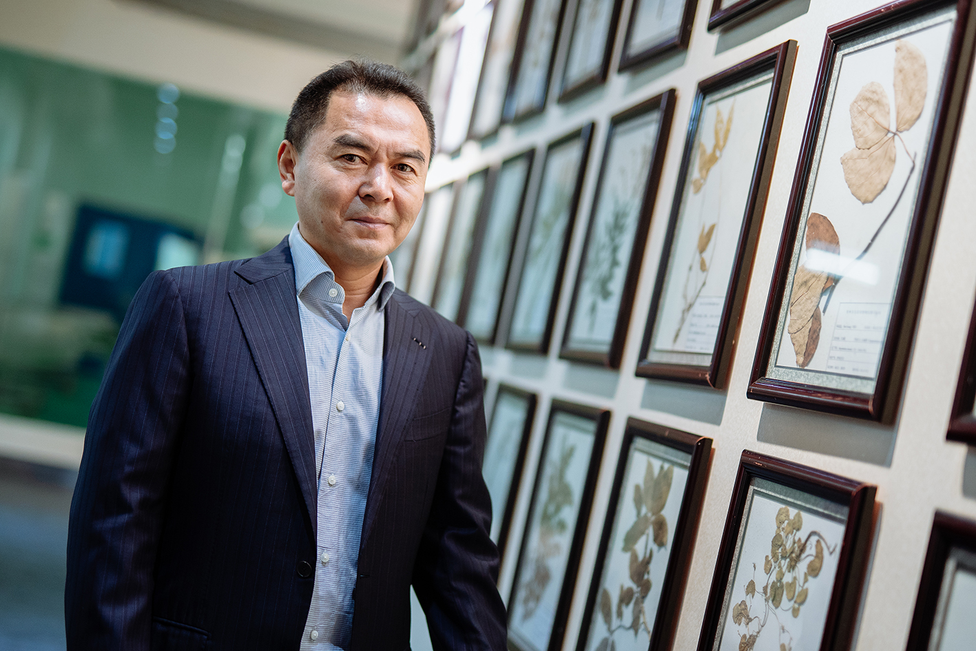 贵州百灵企业集团制药股份有限公司董事长 姜伟