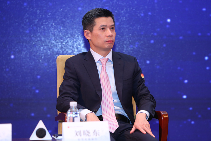 东莞农商银行行长--刘晓东